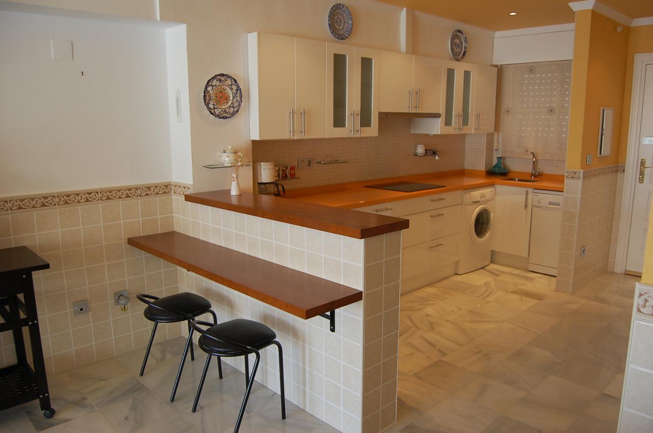 Apartment Fuentes De เนร์คา ภายนอก รูปภาพ