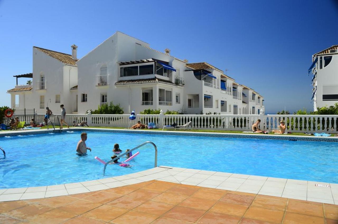 Apartment Fuentes De เนร์คา ภายนอก รูปภาพ